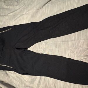 Apt 9 women’s ‘Brynn’ style dress pants.